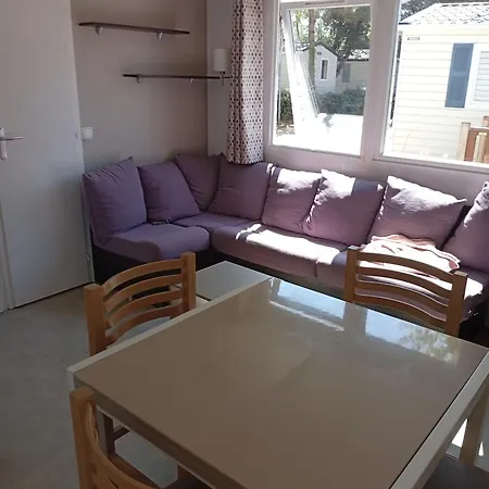 Mobil Confort Sur 4 Etoiles Camping *