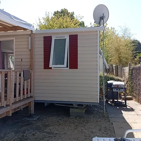 Mobil Confort Sur 4 Etoiles Camping